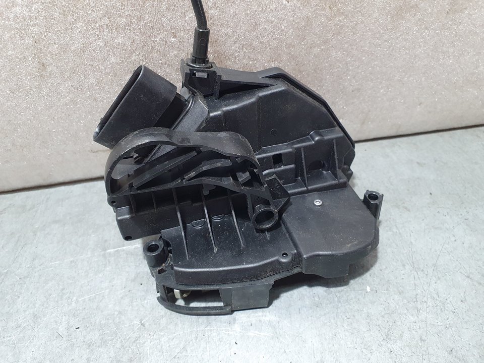 Cerradura Puerta Delantera Izquierda para Ford Focus Lim. (Cb8)