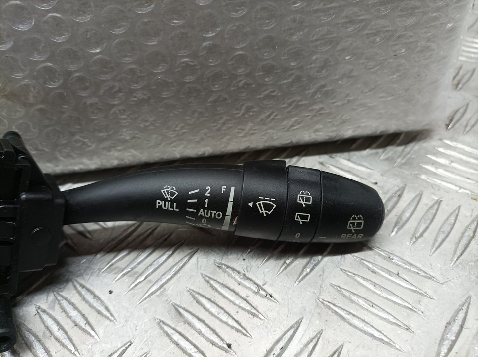Mando Limpia para Kia Cee'd