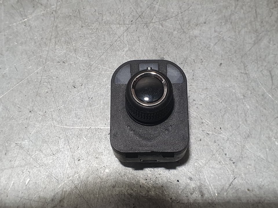 Mando Retrovisor para Audi A4 Ber. (B8)