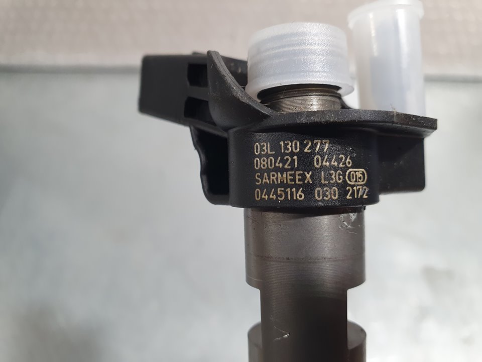 Inyector para Seat Exeo Berlina (3R2)