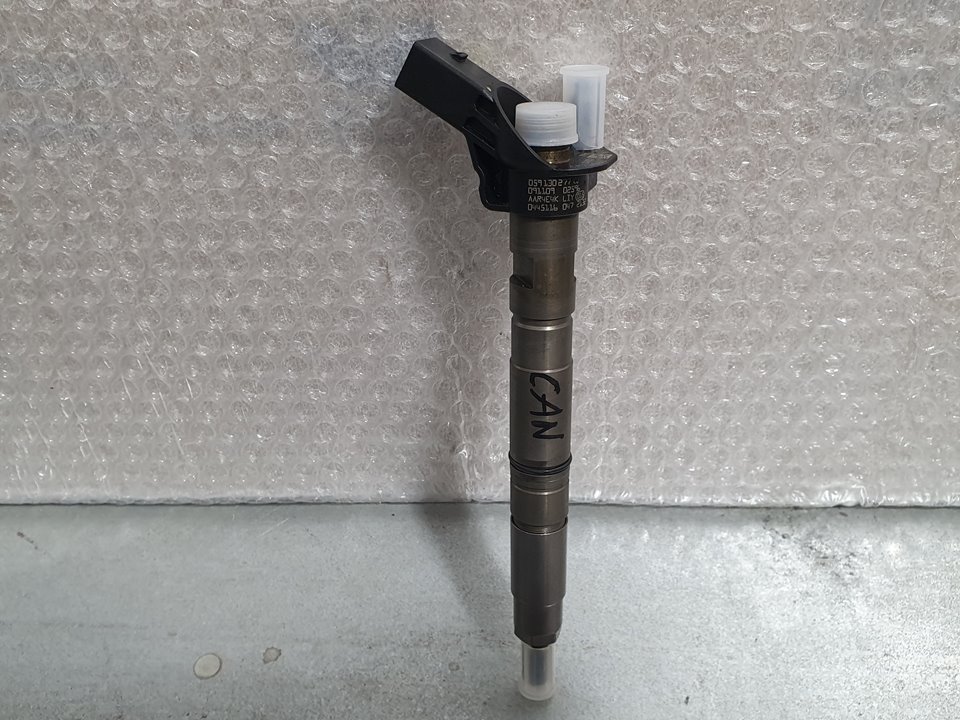 Inyector para Audi A6 Avant (4F2)