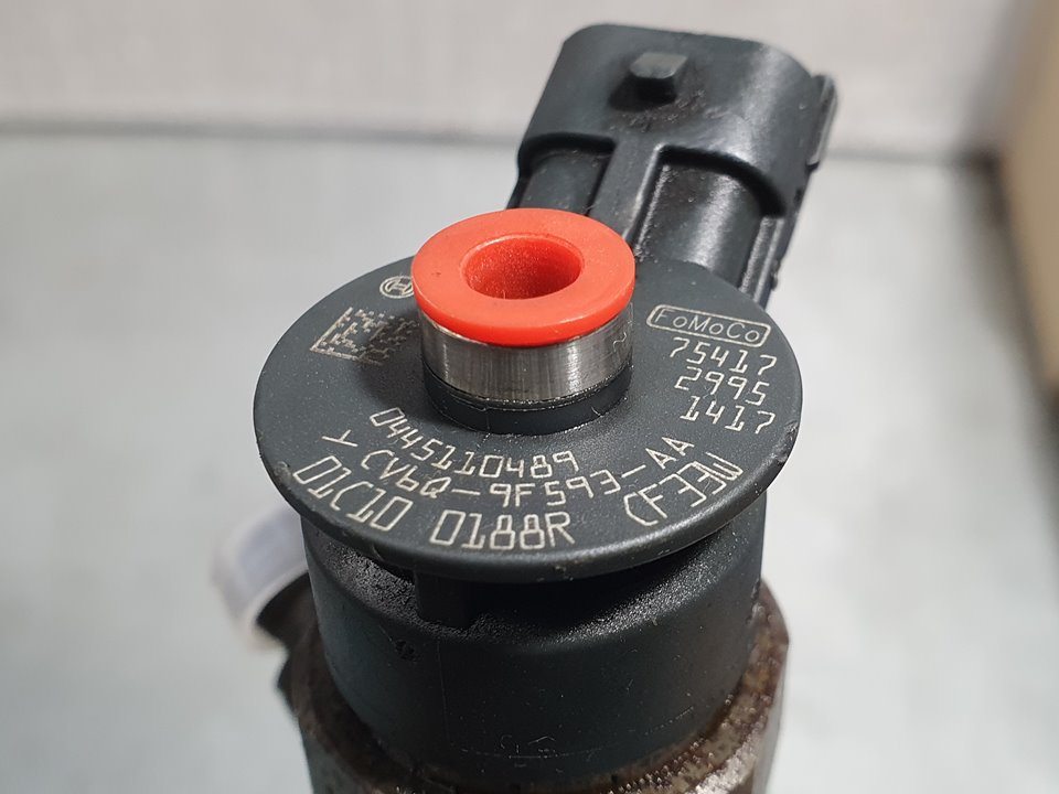 Inyector para Ford Kuga (Cbs)