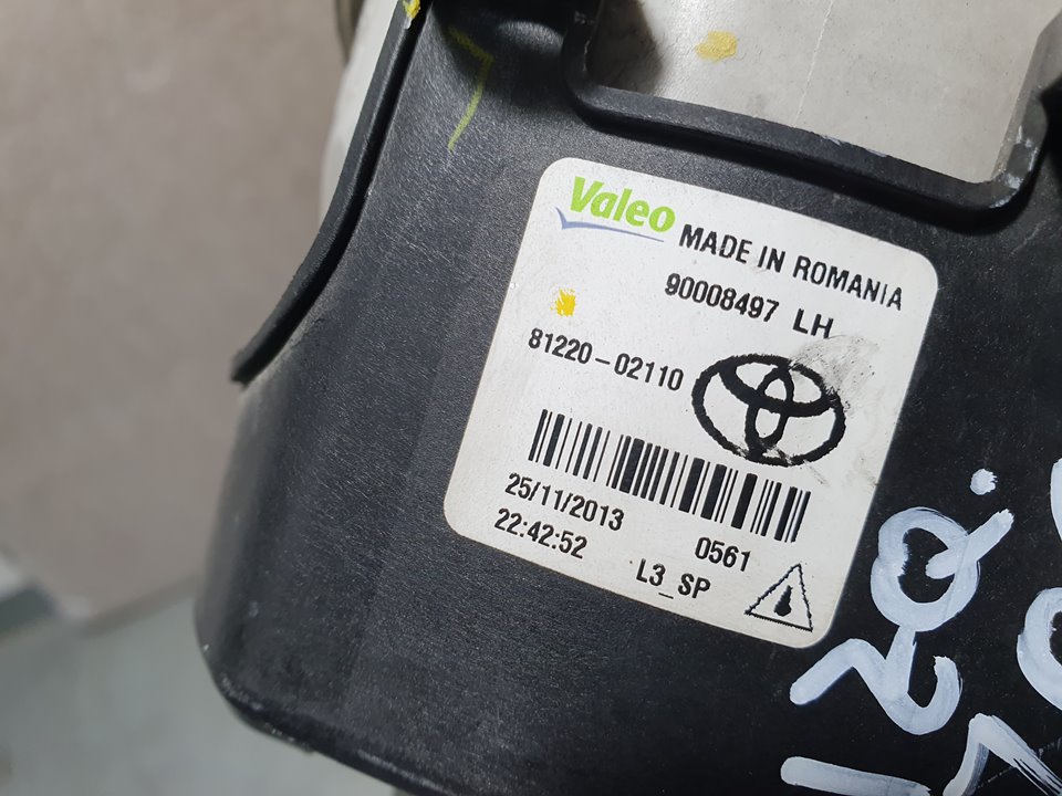 Faro Antiniebla Izquierdo para Toyota Auris