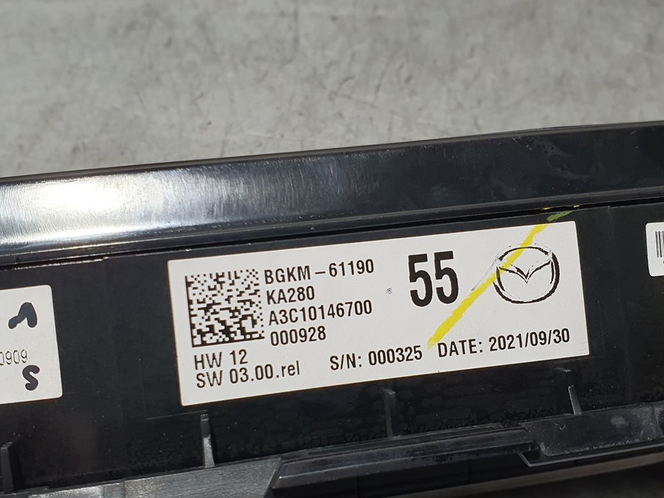 Mando Climatizador para Mazda Cx-30