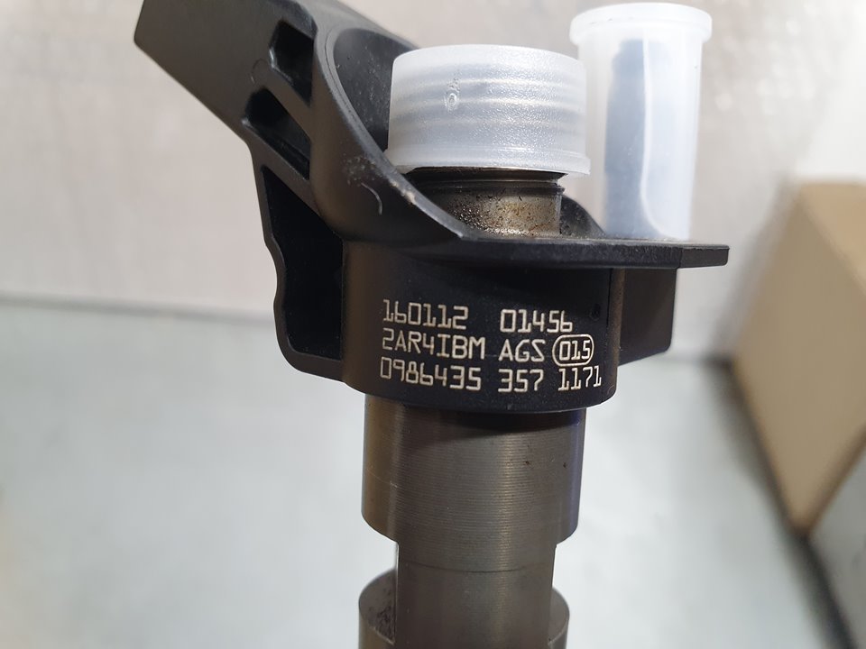 Inyector para Audi A5 Coupe (8T)