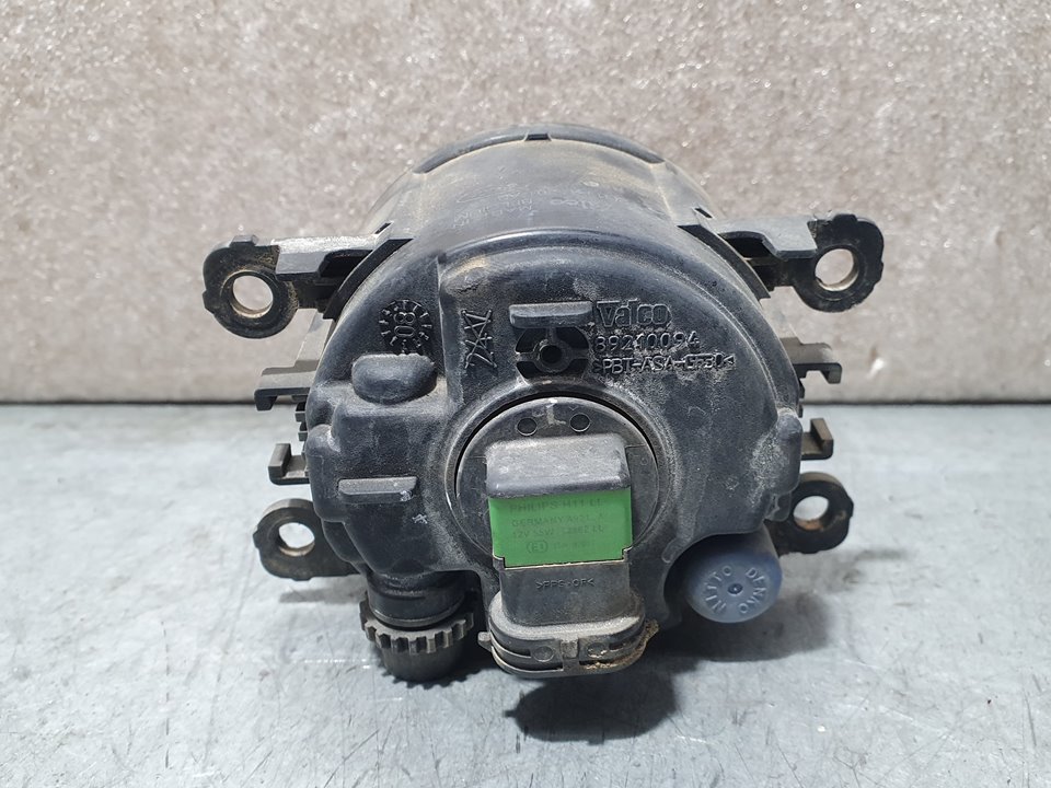 Faro Antiniebla Derecho para Ford Focus Lim. (Cb4)