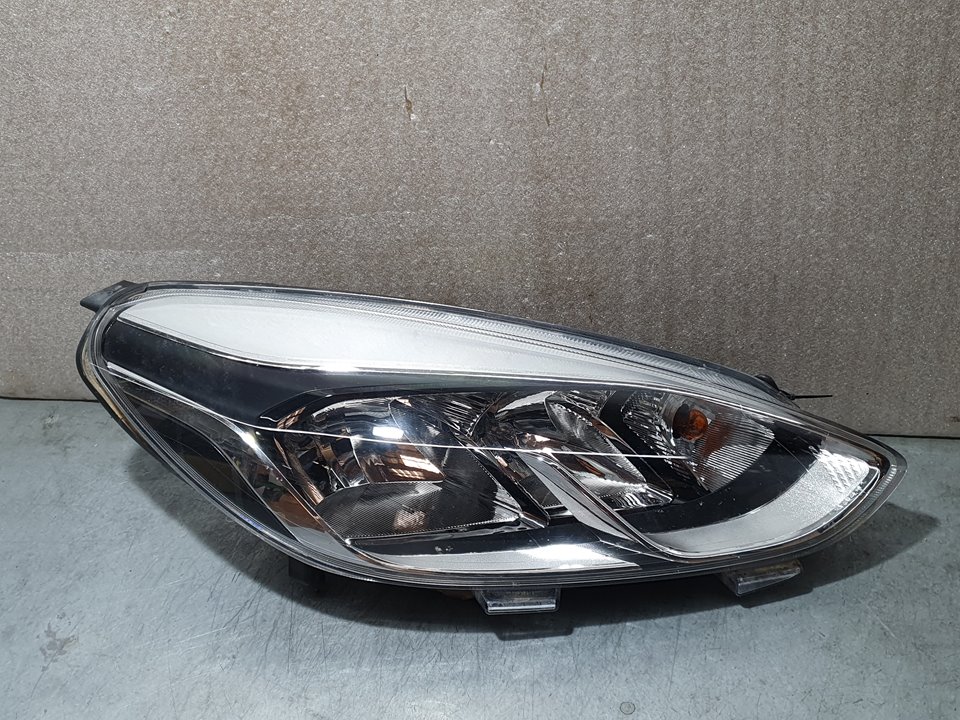 Faro Derecho para Ford Fiesta (Ce1)