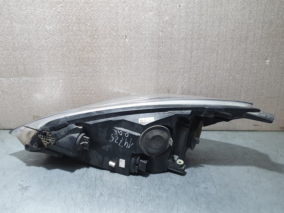 Faro Derecho para Ford Fiesta (Ce1)