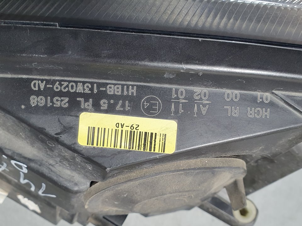 Faro Derecho para Ford Fiesta (Ce1)