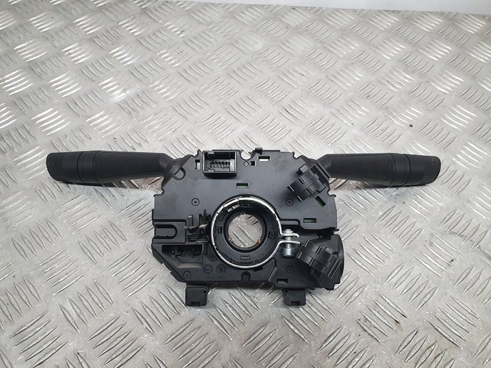 Mando Luces Y Limpia para Fiat Doblo Ii Cargo (263)