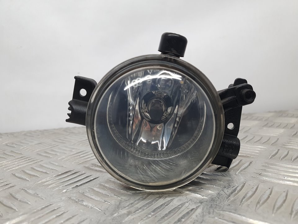 Faro Antiniebla Izquierdo para Ford Focus Berlina (Cap)