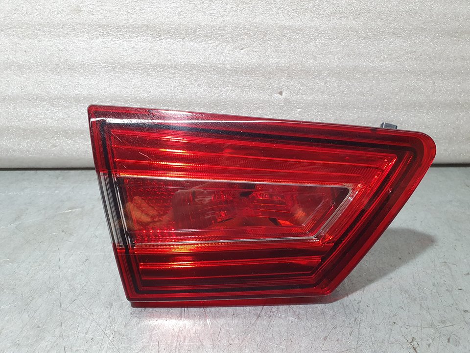 Piloto Trasero Izquierdo para Renault Clio Iv