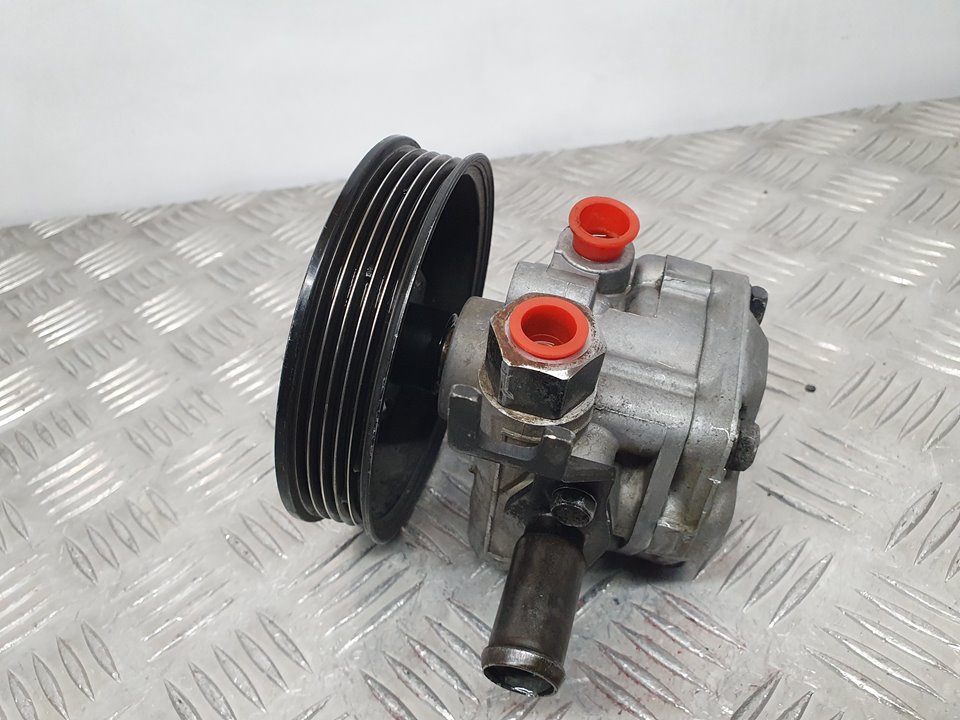 Bomba Direccion para Kia Carnival Ii