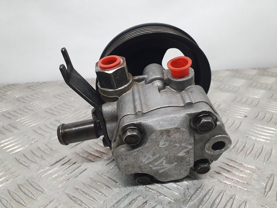 Bomba Direccion para Kia Carnival Ii