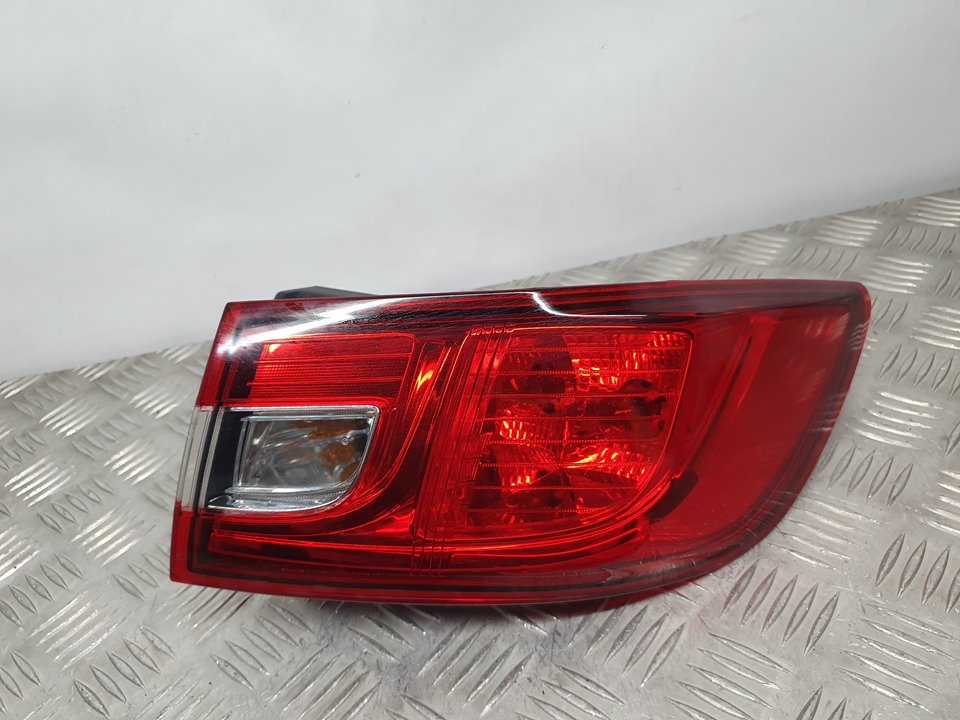 Piloto Trasero Derecho para Renault Clio Iv