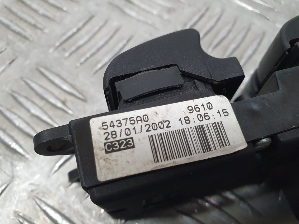 Mando Elevalunas Delantero Izquierdo para Toyota Avensis Berlina (T 22)