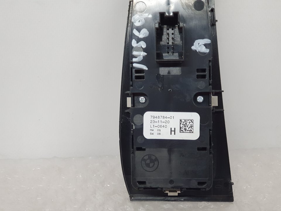 Mando Elevalunas Delantero Izquierdo para Bmw Serie 1 Lim. (F40)