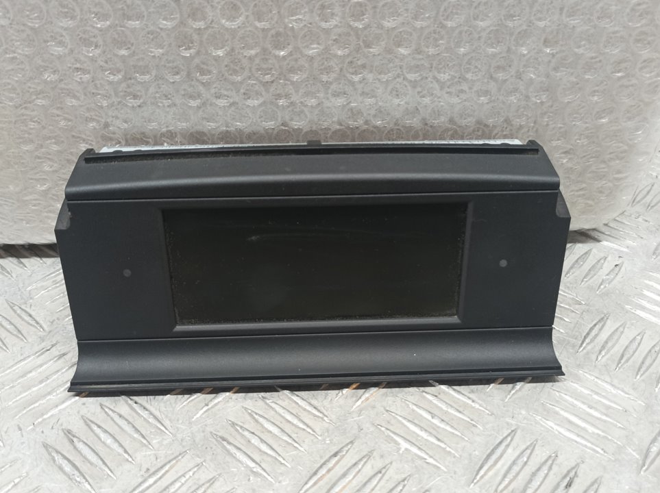 Pantalla Multifuncion para Mercedes-Benz Clase C (W204) Berlina