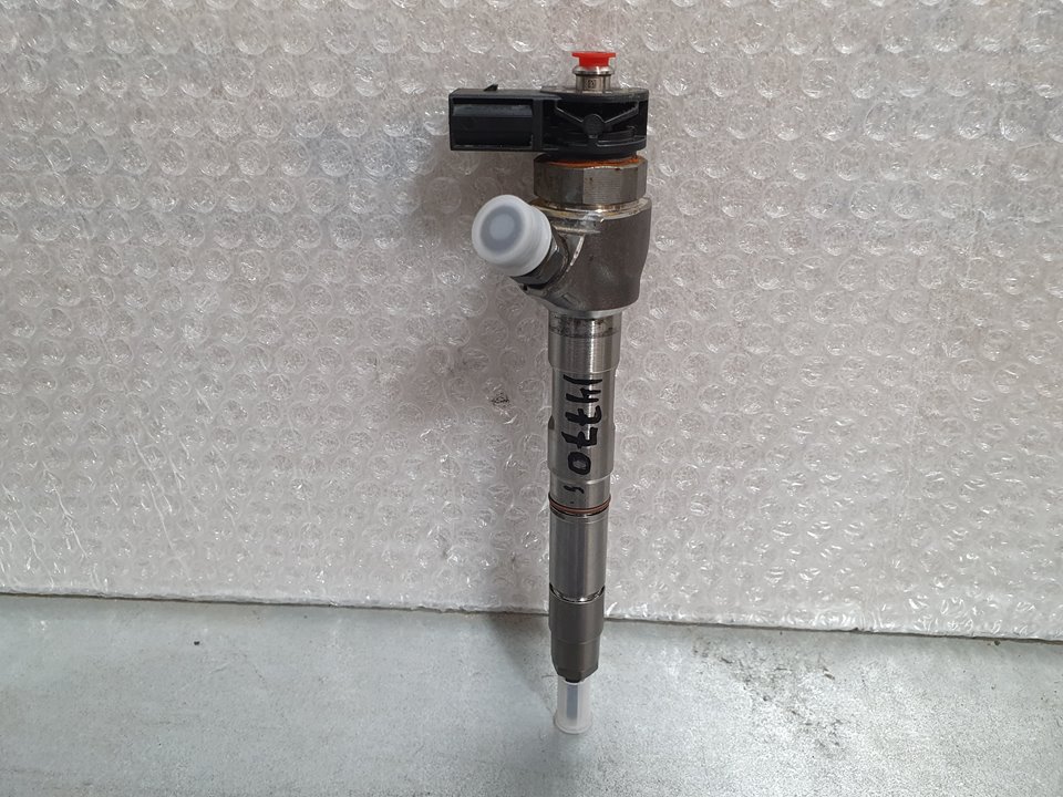 Inyector para Volkswagen Passat Variant (Cb5)