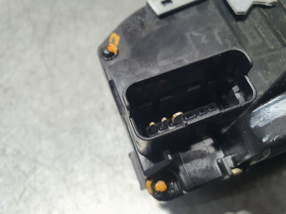 Cerradura Puerta Delantera Derecha para Nissan Pulsar (C13)
