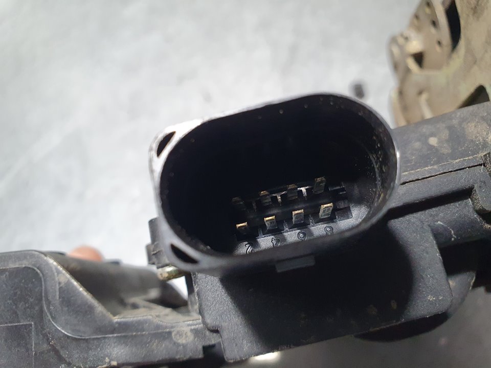 Cerradura Puerta Delantera Izquierda para Volkswagen Passat Berlina (3B3)