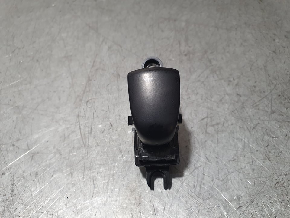 Mando Elevalunas Trasero Izquierdo para Nissan Qashqai (J11)
