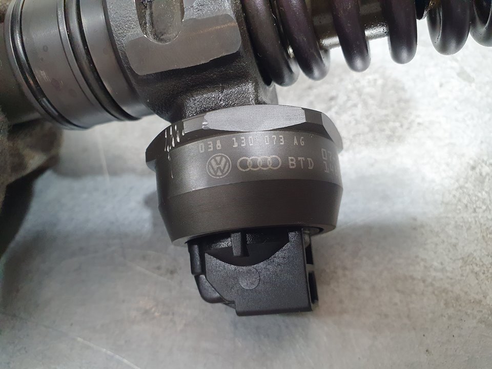 Inyector para Seat Leon (1P1)