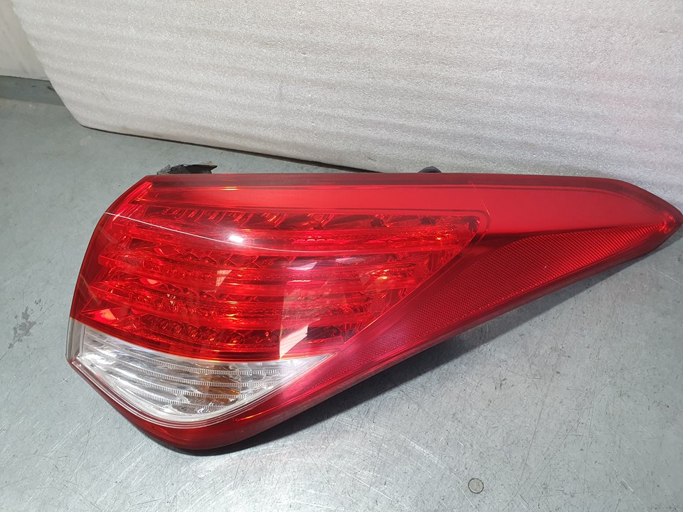 Piloto Trasero Derecho para Hyundai I40