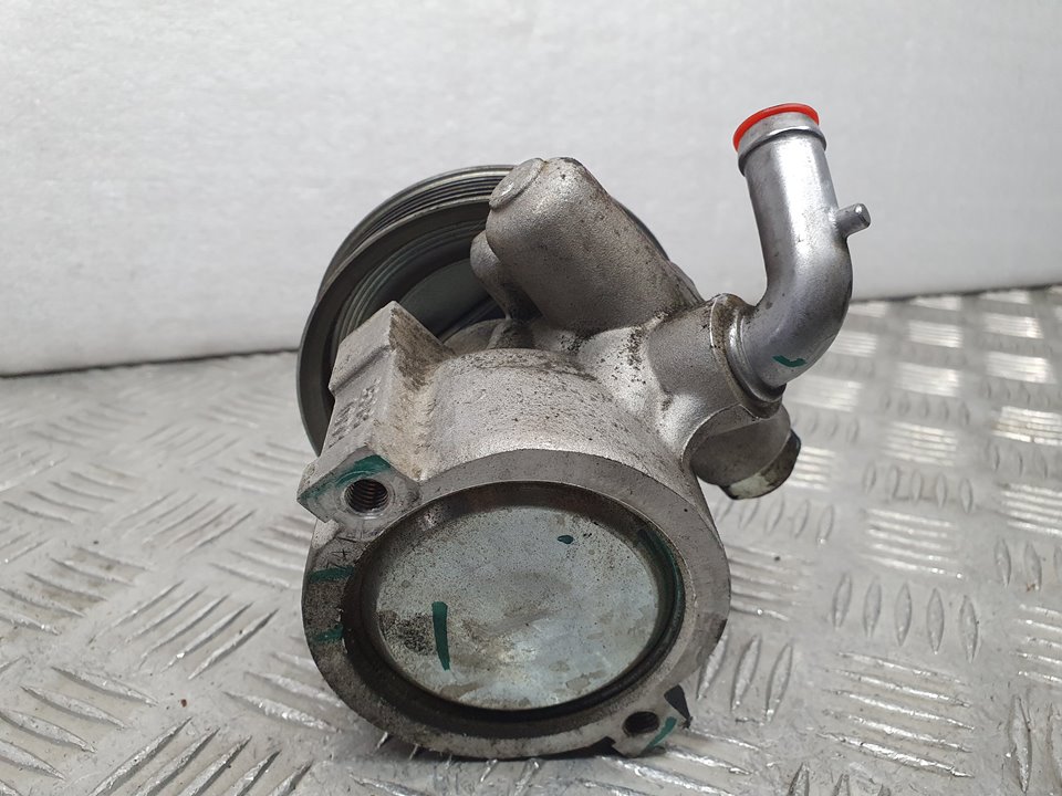 Bomba Direccion para Opel Combo D