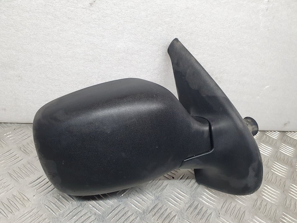 Retrovisor Derecho para Nissan Kubistar (X76)