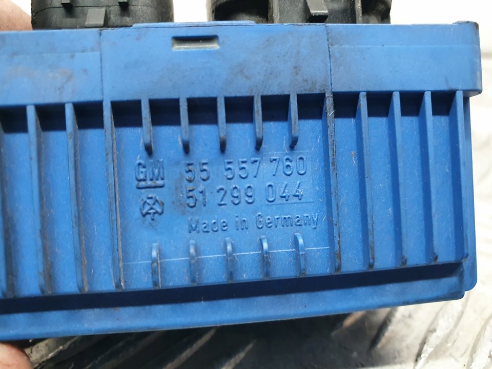 Rele para Opel Corsa D