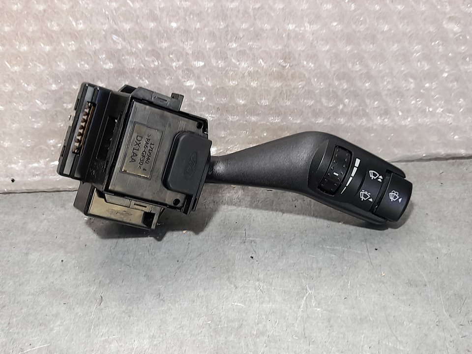 Mando Limpia para Ford Focus Berlina (Cap)