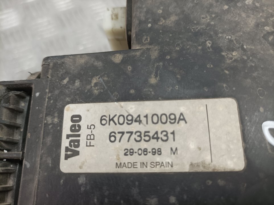 Faro Izquierdo para Seat Cordoba Berlina (6K2)