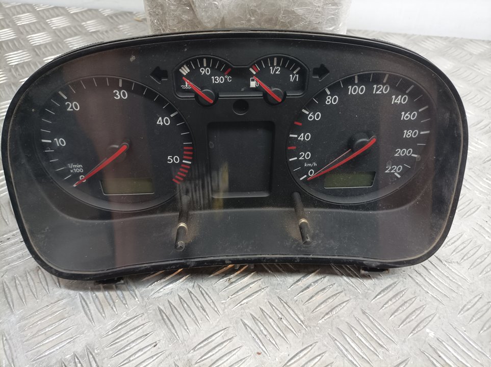 Cuadro Instrumentos para Volkswagen Golf Iv Berlina (1J1)