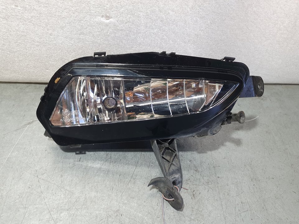 Faro Antiniebla Derecho para Opel Astra K Lim. 5Türig