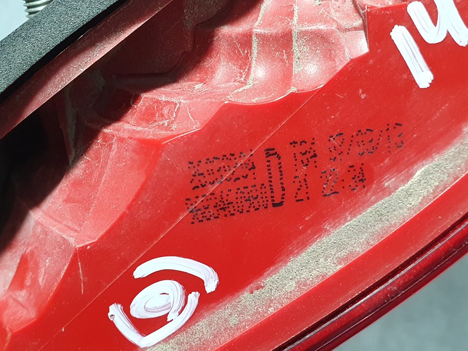 Piloto Trasero Derecho para Peugeot 3008