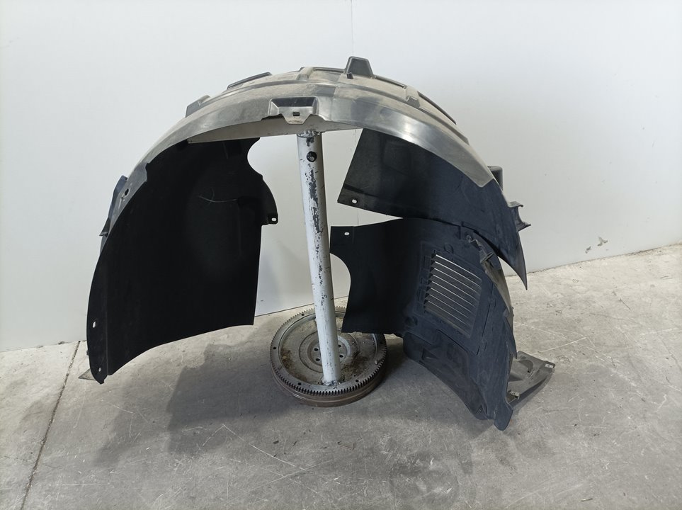 Plastico Pase Rueda Del. Dch. para Seat Leon (Kl1)