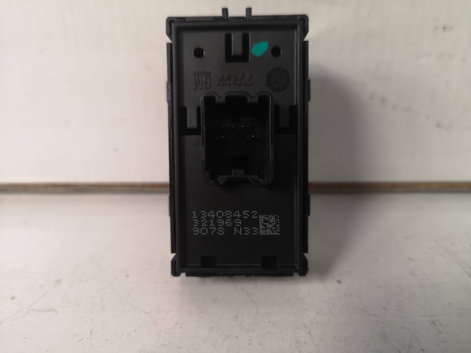 Mando Elevalunas Trasero Izquierdo para Opel Astra K Sports Tourer