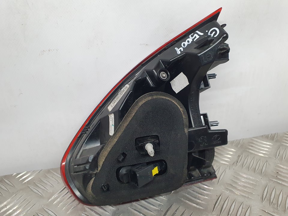 Piloto Trasero Izquierdo para Peugeot 2008 (--.2013->)