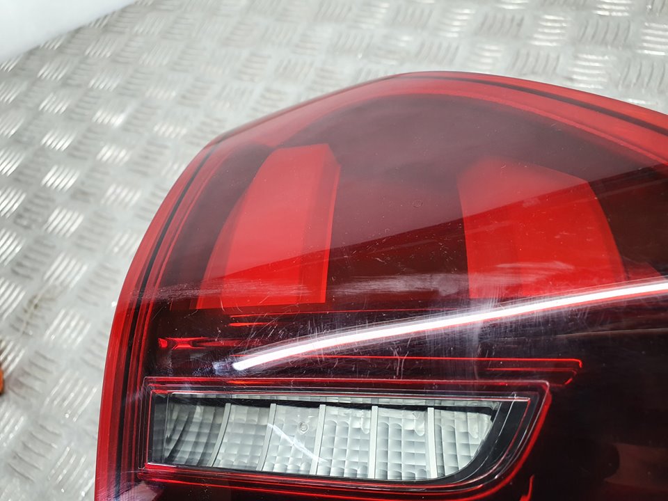 Piloto Trasero Izquierdo para Peugeot 2008 (--.2013->)