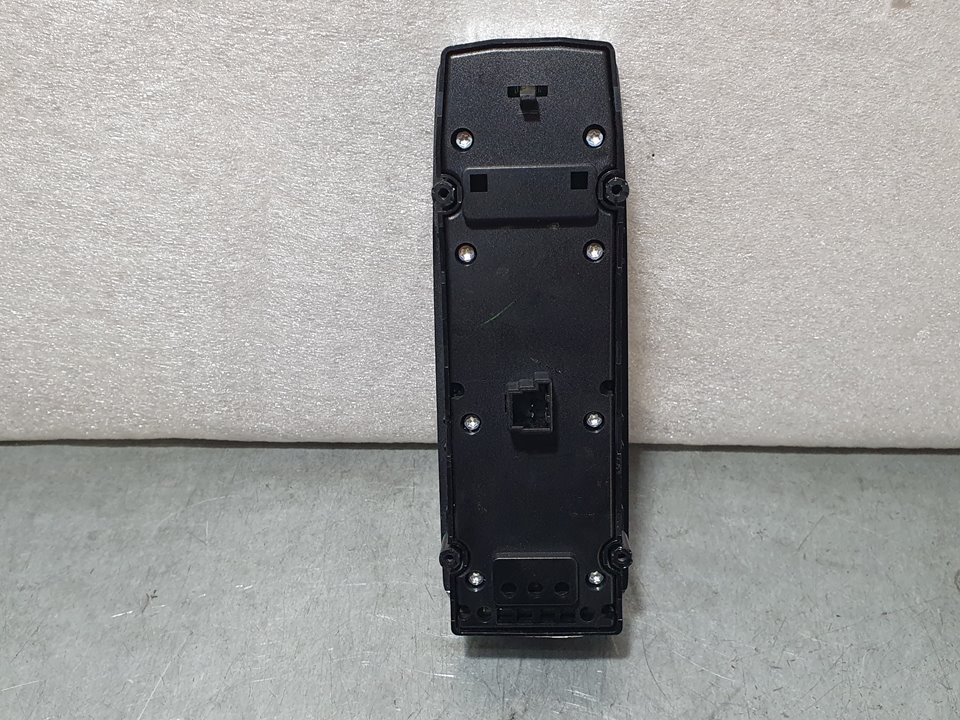 Mando Elevalunas Delantero Izquierdo para Mercedes-Benz Clase C (W204) Lim.