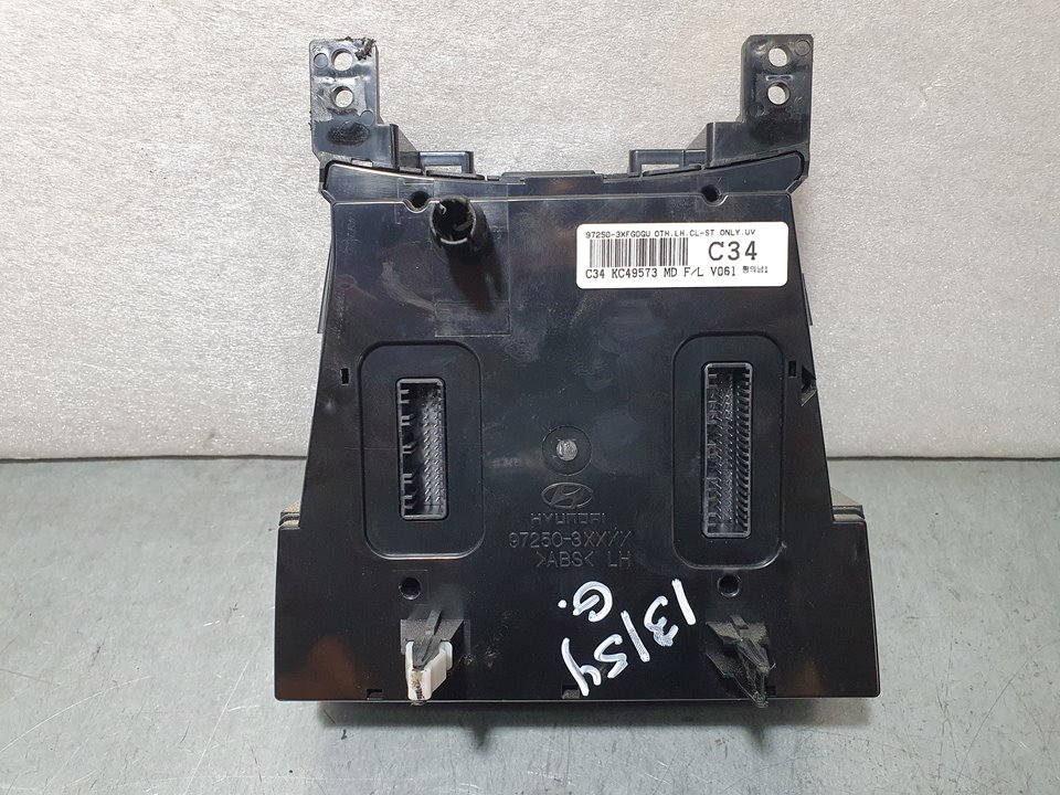 Mando Climatizador para Hyundai Elantra (Md)