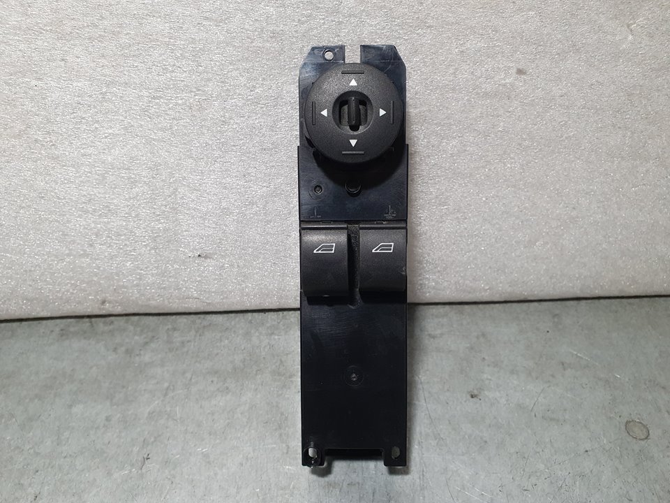Mando Elevalunas Delantero Izquierdo para Ford Transit Courier