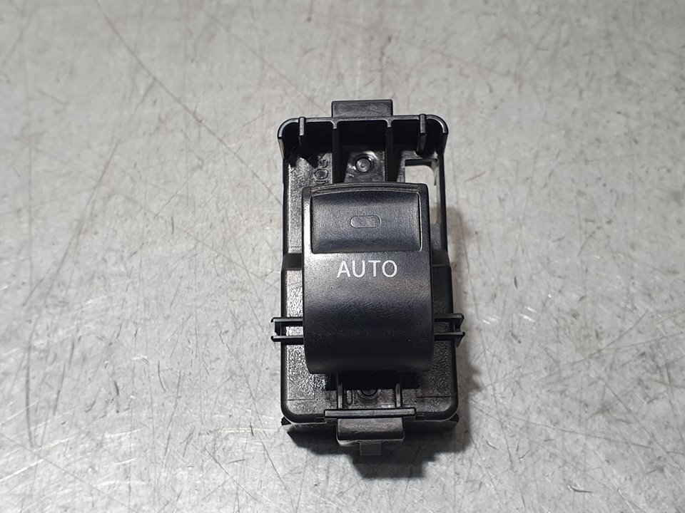 Mando Elevalunas Delantero Derecho para Toyota Land Cruiser (J15)