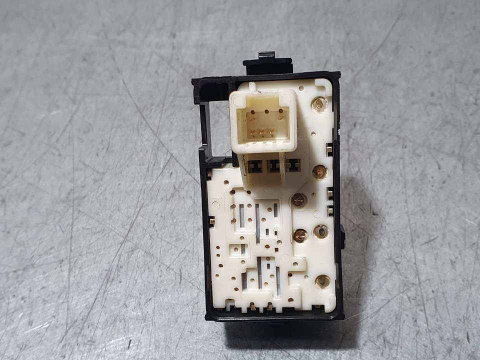 Mando Elevalunas Trasero Derecho para Toyota Land Cruiser (J15)