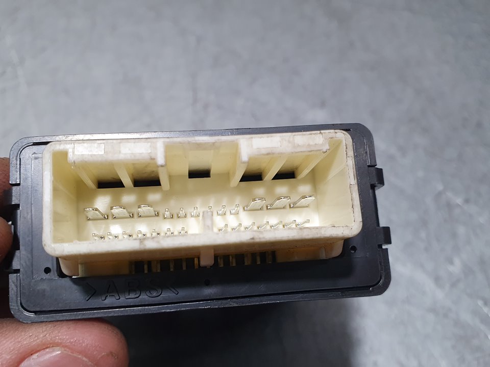 Modulo Electronico para Toyota Land Cruiser (J15)