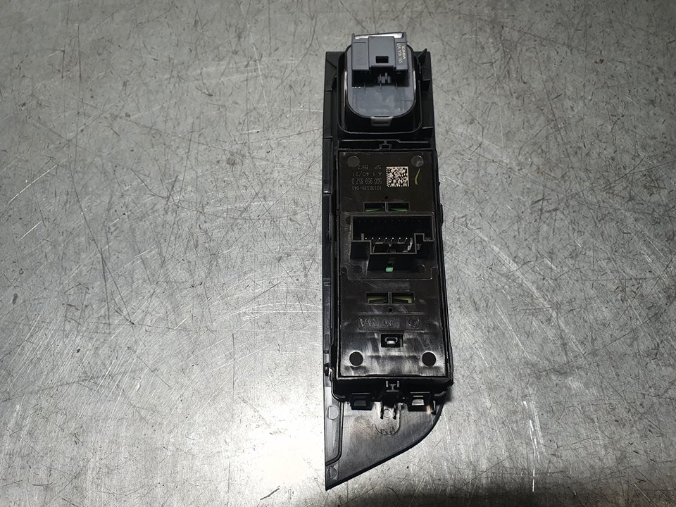 Mando Elevalunas Delantero Izquierdo para Skoda Kamiq (Nw4)