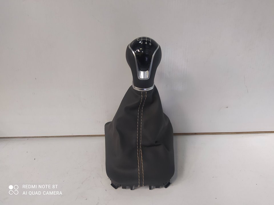 Pomo Palanca Cambio para Seat Ibiza (Kj1)