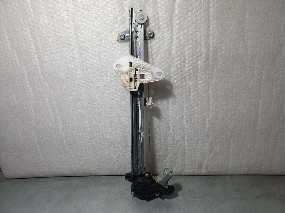 Elevalunas Delantero Derecho para Honda Civic Lim.5 (Fk)