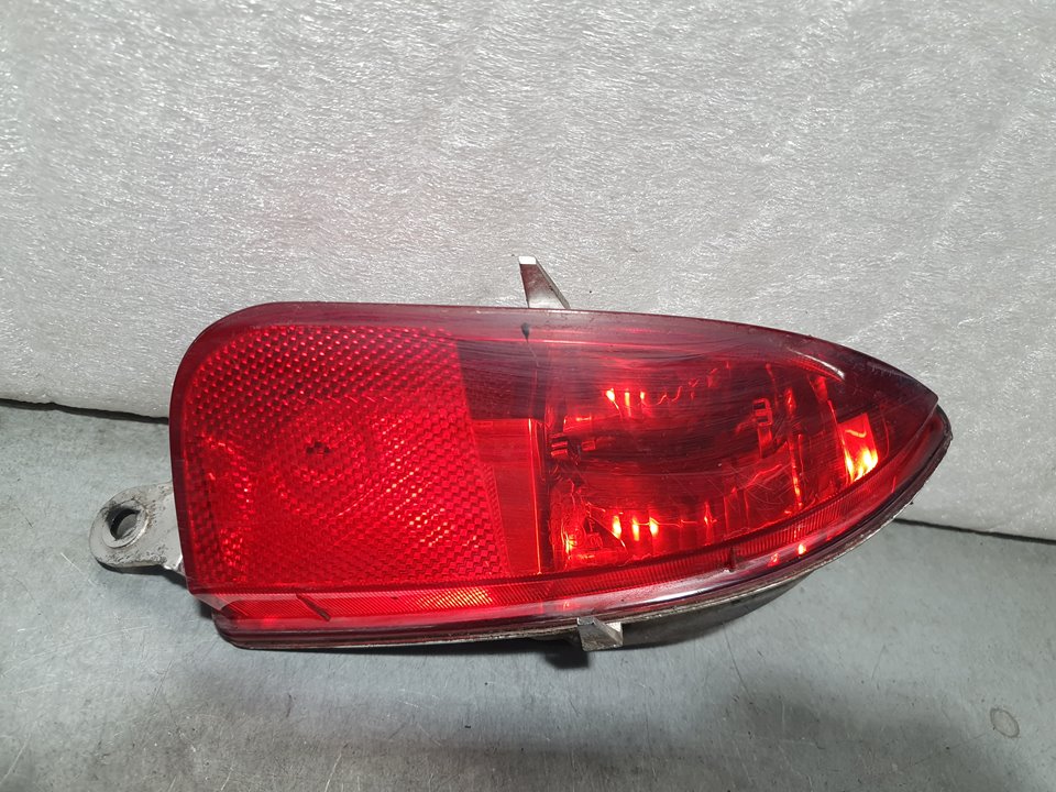 Piloto Trasero Derecho Paragolpes para Opel Corsa C